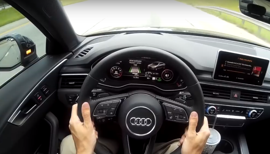 nang-cap-carplay-cho-xe-audi-tai-ha-noi